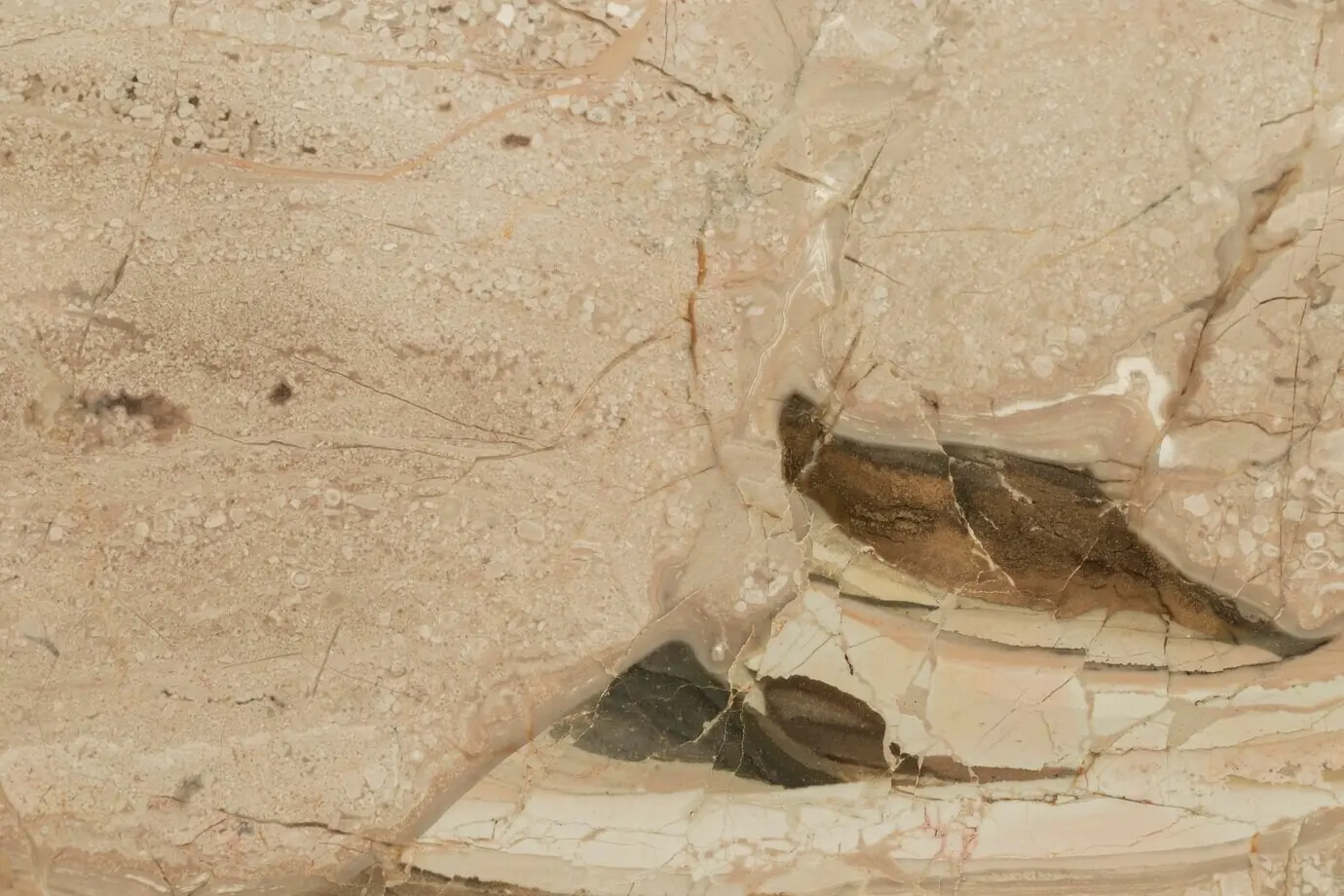 Nahaufnahme einer Komposition mit Marmortextur